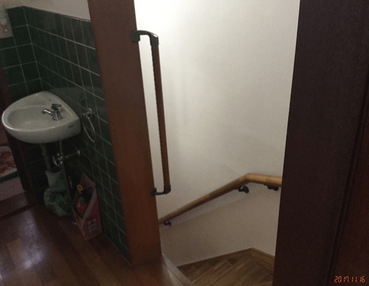 階段手すり取付